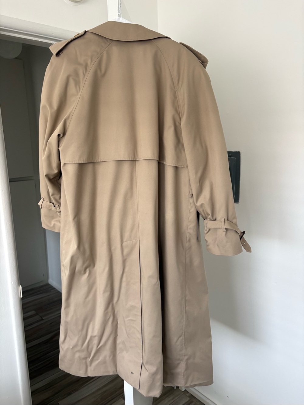 Vintage Burberry Tan Trench 100% Wool - Picture 11 of 13